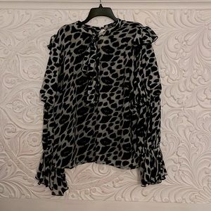 Long puff sleeve Cheetah print blouse, Light weight and silk at plus size 1X.